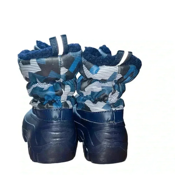 MEMBERS MARK KIDS SNOW BOOTS Size 9/10 - Picture 4 of 8